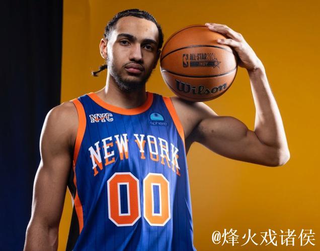 老鹰官方:球队已经裁掉双向合同球员雅各布-托平 老鹰官方:球队已经裁掉双向合同球员雅各布-托平