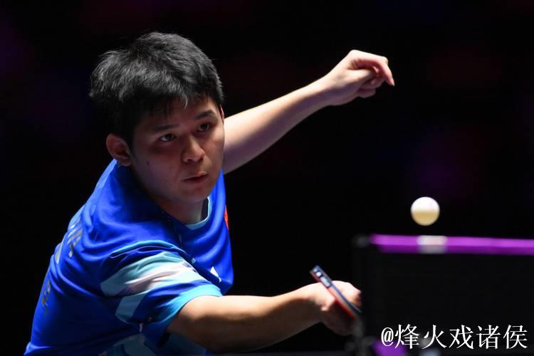 WTT总决赛:林诗栋横扫梁靖崑4-0,晋级男单八强 WTT总决赛:林诗栋横扫梁靖崑4-0,晋级男单八强